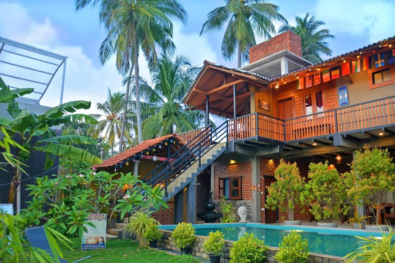 Negombo The Nature Villa And Cabanas Maison d'hôtes